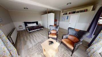 1 bedroom, individually decorated, individually furnished, desk