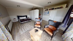 1 chambre, décoration personnalisée, ameublement personnalisé, bureau