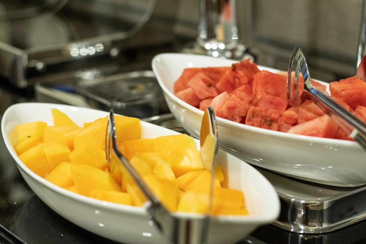 Daily buffet breakfast for a fee