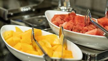 Dagelijks ontbijtbuffet (INR 300 per persoon)