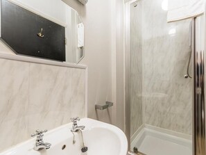 Bathroom - Driftwood (Skegness)