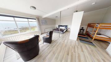 1 bedroom, free cots/infant beds, free WiFi, bed sheets