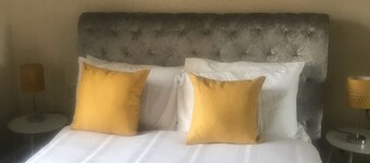 T&N classic apartments with private parking