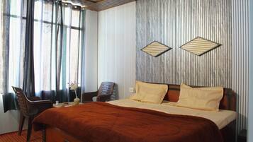 Semi Deluxe Room | Free WiFi