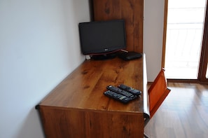 Economy studio, balkon | Kamervoorziening