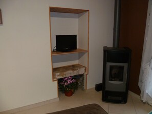 Interior - GITE FOR 4 PEOPLE (CURVALLE)