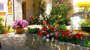Unclassified image, 5 of 44, button - Villa - Apartment I (4 + 1); Salt water pool, air conditioning, wi fi (Vodnjan)
