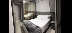 1 quarto, ferros/tábuas de passar roupa, Wi-Fi, roupa de cama