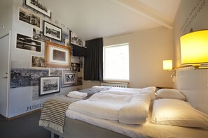 Habitación cuádruple (Bed & Breakfast) | Cunas (de pago), wifi gratis, ropa de cama