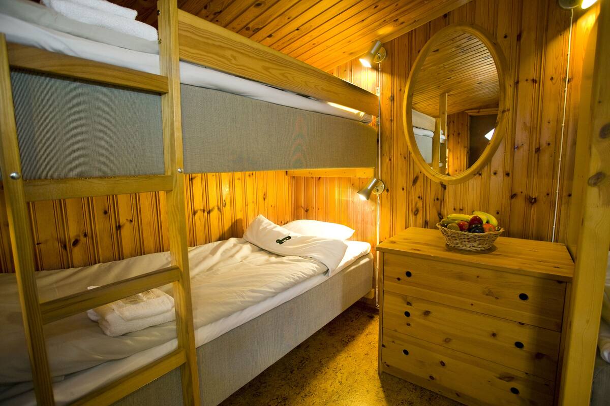 Cabin (Timmerbyn) | Nôi/giường cho trẻ sơ sinh (phụ phí) 