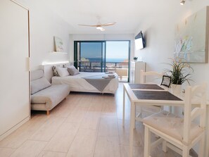 1 soverom, internettilgang og sengetøy