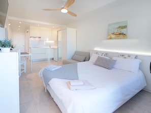 1 bedroom, Internet, bed sheets