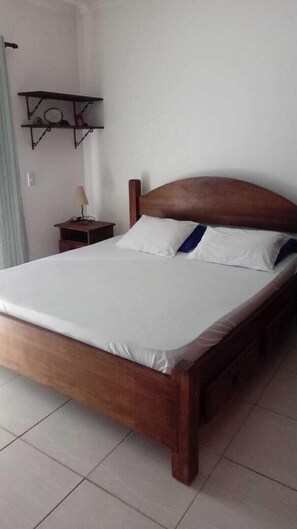 Habitación doble Confort | Insonorización, wifi gratis y acceso para silla de ruedas 