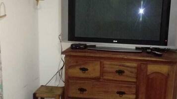 Microwave, stovetop, high chair, cookware/dishes/utensils