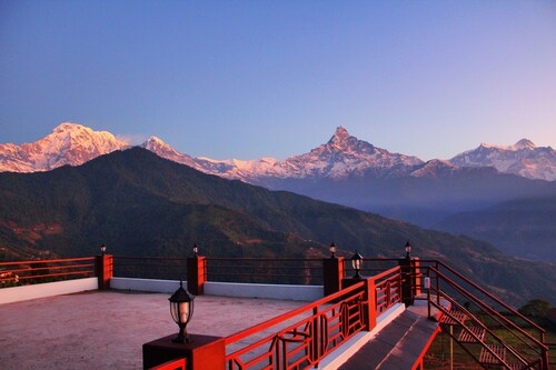 Hotel Pinnacle Range and Restaurant