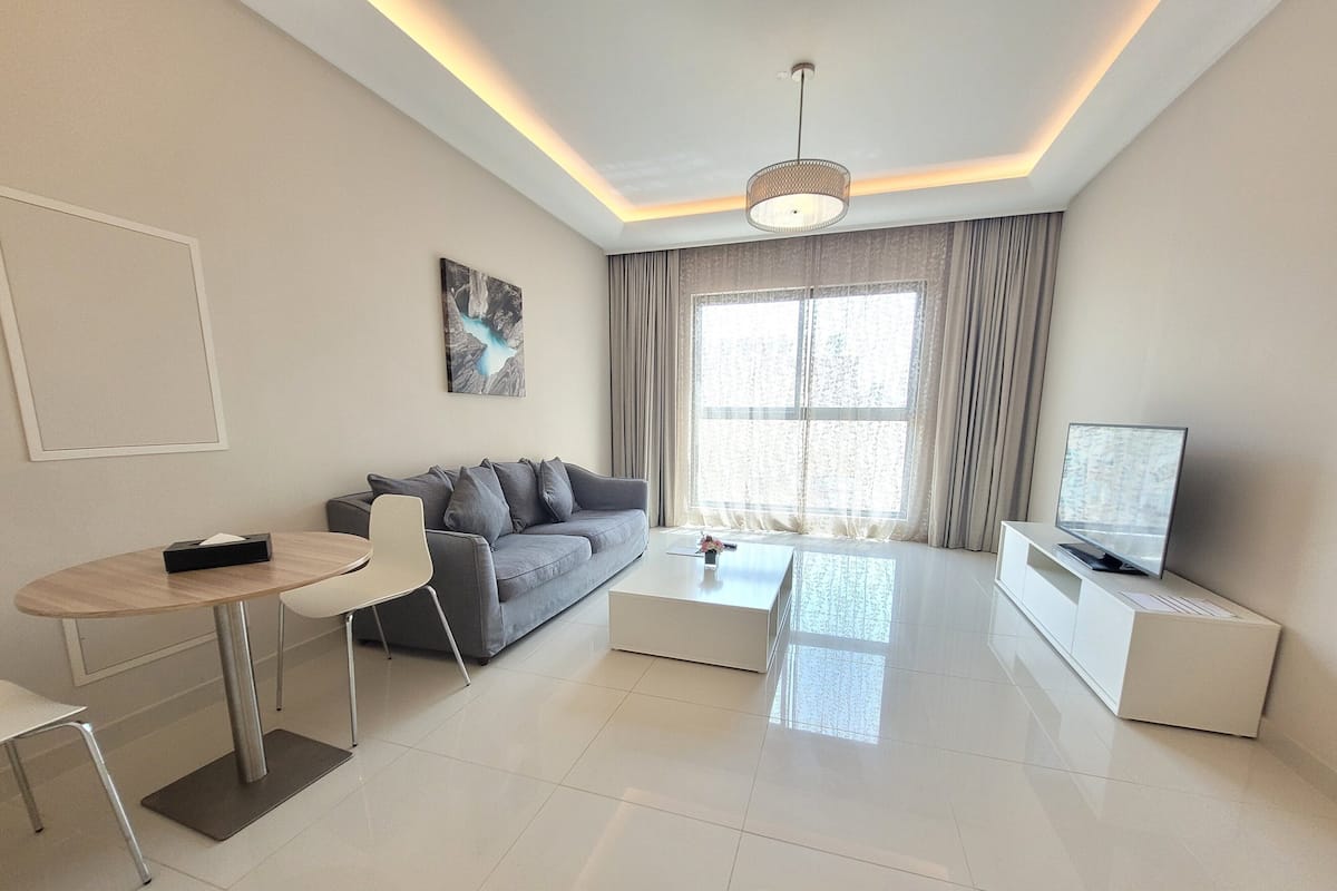 Suite Superior, 1 kamar tidur | Area keluarga | TV LCD