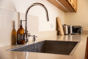 豪華公寓, 3 間臥室 | 私人小型廚房 | 電冰箱、微波爐、烤箱、爐台