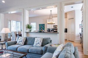 TV, DVD player, books, stereo