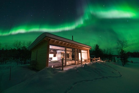 Deluxe Cabin (Taiga) | 3 bedrooms, free WiFi, bed sheets