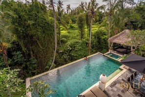 Udendørs pool