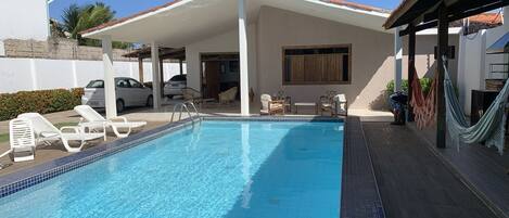 Piscine extérieure