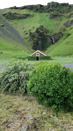 Mountain view. Giljur Guesthouse