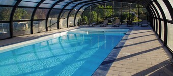 HOLIDAY VILLAGE OF LAKE MENET / FACING THE LAKE OF 14 HECTARES