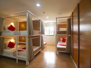 Room, Mixed Dorm | 1 bedroom, in-room safe, free WiFi, bed sheets