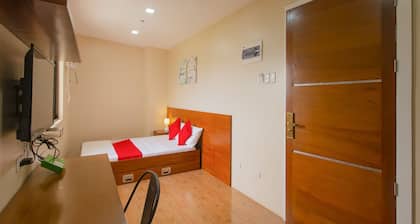 Super OYO 832 The Teepee Place Hostel & Residence Inn