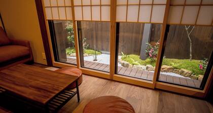 RESI STAY Villa Silktree