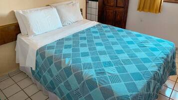 Basic Triple Room | Minibar, free WiFi, wheelchair access