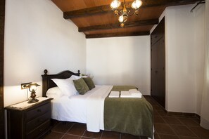 Habitación doble superior | Wifi gratis y ropa de cama 