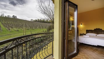 Chambre Triple | Vue depuis le balcon