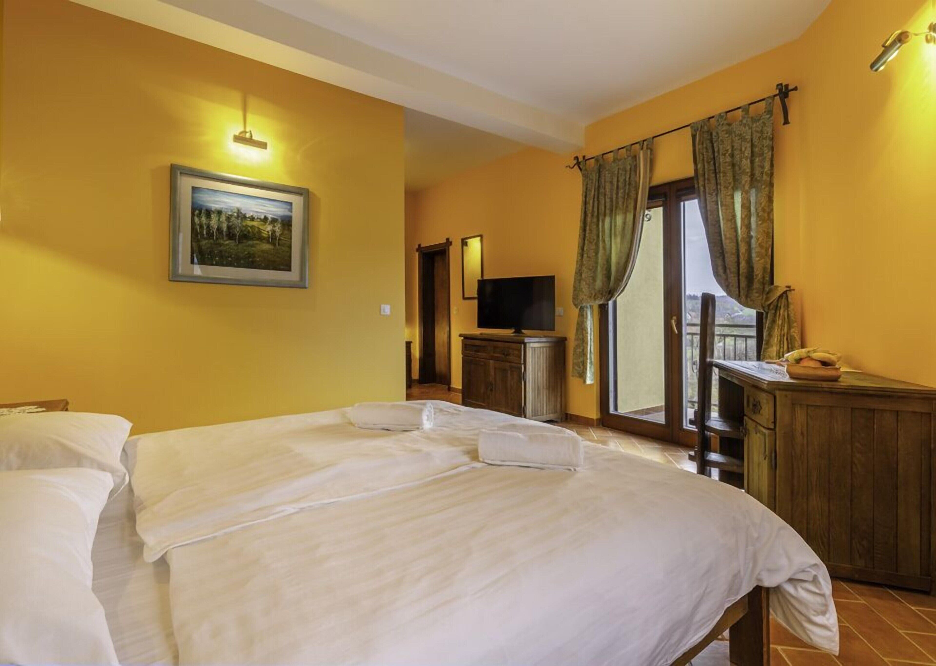Desk, iron/ironing board, free WiFi, bed sheets