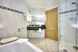 Bathroom - Landhaus Pitzner (Garmisch-Partenkirchen)