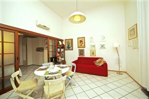 Interior - Faenza Novella Apartment (Firenze)