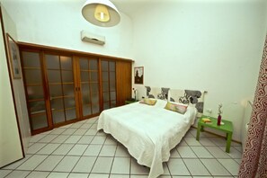 1 bedroom, WiFi, bed sheets - Faenza Novella Apartment (Firenze)