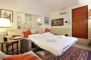 1 bedroom, iron/ironing board, WiFi, bed sheets