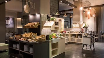 Daily buffet breakfast (EUR 15 per person)