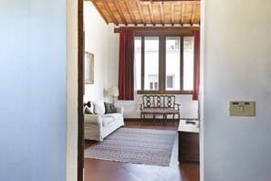 TV - Maggio View Apartment (Firenze)