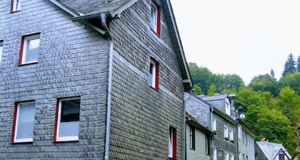 HIER & JETZT in Monschau City