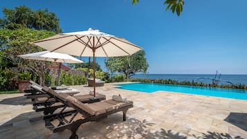 Piscina externa
