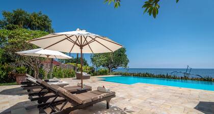 Villa privée face à la plage 12p: accomplissez votre corps et votre ùme!