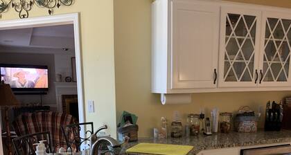 House on large 2 1/2 acre lot, off the main road and close to I 20 , for Masters