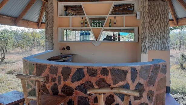 Bar (on property) - Mikumi Faru Luxury Tented Campsite (Morogoro)
