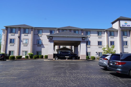 Bay Inn & Suites Troy