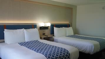 Dobbeltrom | Skrivebord, blendingsgardiner, strykejern/-brett og wi-fi (inkludert)