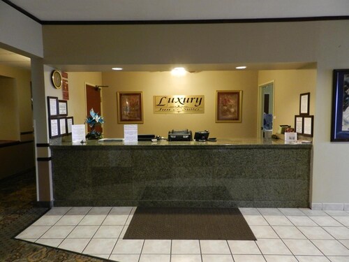 Bay Inn & Suites Troy