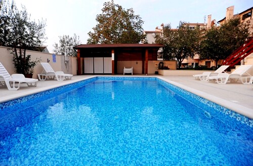 Villa - Apartment II (4 + 2); Salt water pool, air conditioning, wi fi