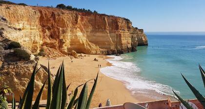 Beach house in Benagil, praia do Carvoeiro